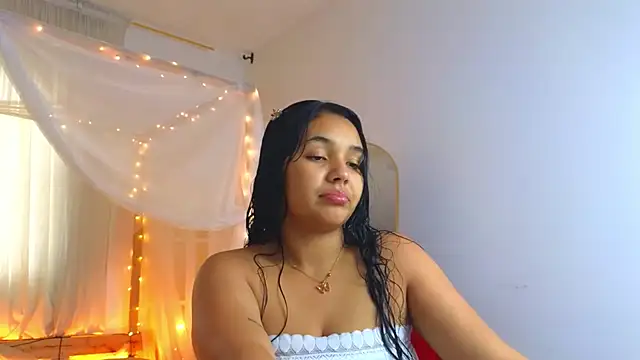 loreaniss online show from September 28, 2025, 8:25 pm