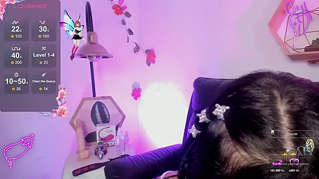 Hadid Jimenez  online show from September 16, 2025, 7:59 pm