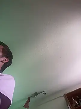 Snapshot of a7ex chatting on September 21, 2025, 9:44 am a7ex online show from September 21, 2025, 9:44 am