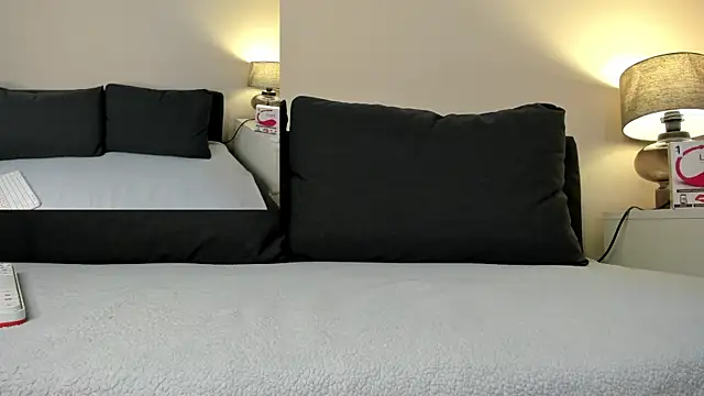 Snapshot of Frank_Yong chatting on October 30, 2025, 5:53 am Frank Yong online show from October 30, 2025, 5:53 am