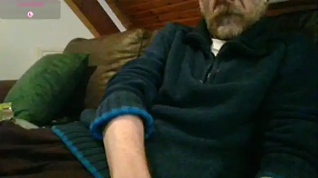 Snapshot of Vrenico-SC chatting on February 18, 2026, 2:57 pm Vrenico-SC online show from February 18, 2026, 2:57 pm