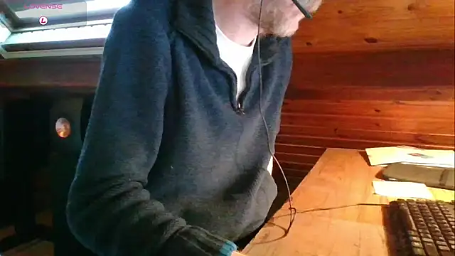 Snapshot of Vrenico-SC chatting on February 19, 2026, 3:08 pm Vrenico-SC online show from February 19, 2026, 3:08 pm