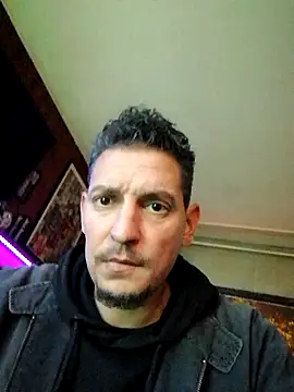 Snapshot of ARTANIS20 chatting on September 25, 2025, 1:31 am ARTANIS20 online show from September 25, 2025, 1:31 am