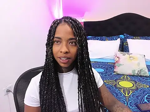 Pauline Fox online show from April 10, 2026, 3:01 am