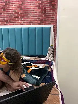 WILDKAT7 online show from February 21, 2026, 10:49 am