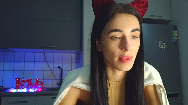 Snapshot of EvaMelnik chatting on October 27, 2025, 3:49 pm EvaMelnik online show from October 27, 2025, 3:49 pm