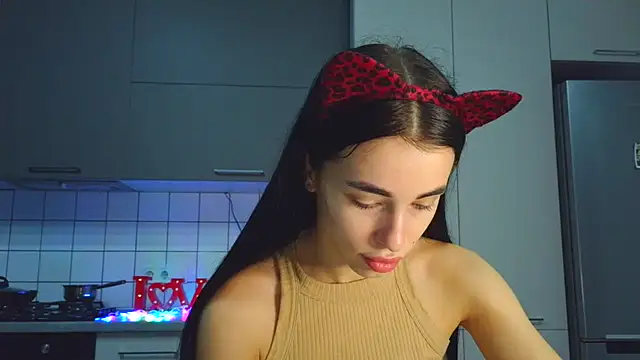 Snapshot of EvaMelnik chatting on October 28, 2025, 3:58 pm EvaMelnik online show from October 28, 2025, 3:58 pm