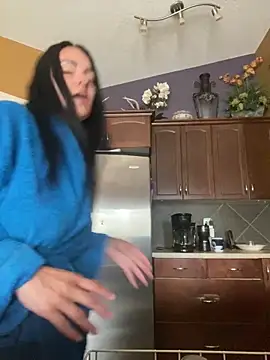 Snapshot of starsaligned chatting on October 1, 2025, 6:36 pm starsaligned online show from October 1, 2025, 6:36 pm