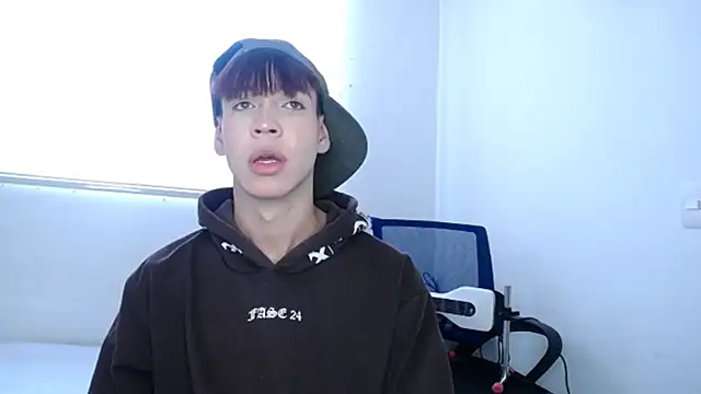 Snapshot of lucky_stricke chatting on September 18, 2025, 8:44 pm lucky stricke online show from September 18, 2025, 8:44 pm