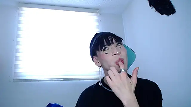 Snapshot of lucky_stricke chatting on October 1, 2025, 8:59 pm lucky stricke online show from October 1, 2025, 8:59 pm