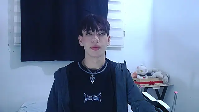 lucky stricke online show from October 16, 2025, 3:29 am