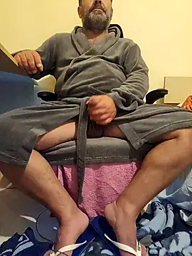 Nesch82 online show from March 21, 2026, 5:38 pm