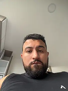 DoctorArabe3 online show from February 11, 2026, 12:32 pm