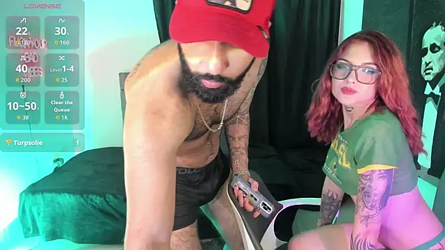 Snapshot of DanteAndVictoria chatting on October 1, 2025, 6:30 am DanteAndVictoria online show from October 1, 2025, 6:30 am