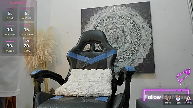 nextboywell1 online show from February 23, 2026, 12:57 pm