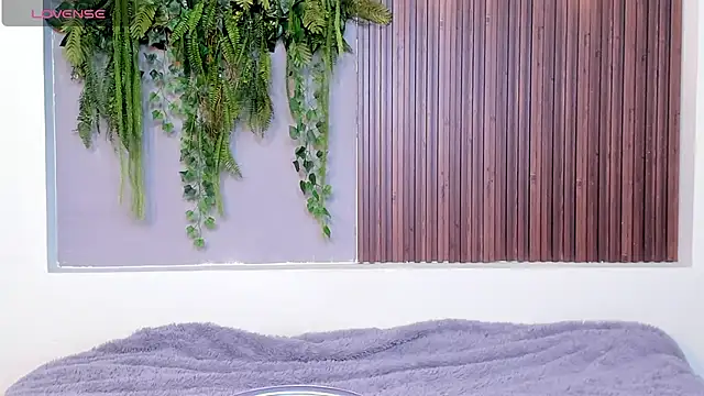 Dakotaferreti online show from September 22, 2025, 8:11 pm