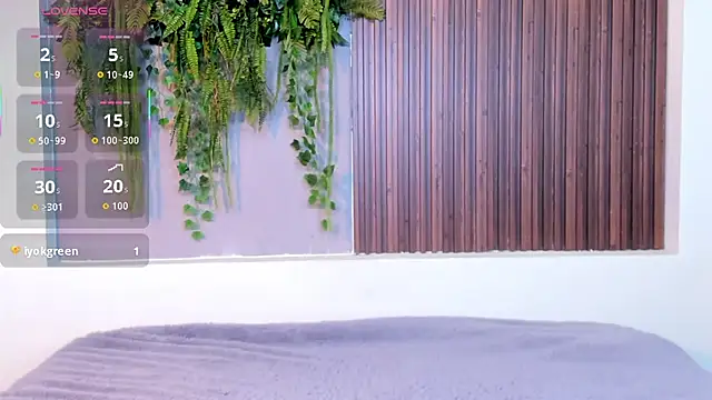 Dakotaferreti online show from October 16, 2025, 8:43 pm