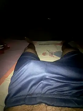 Snapshot of ServiceBoy2 chatting on November 17, 2025, 6:03 pm ServiceBoy2 online show from November 17, 2025, 6:03 pm