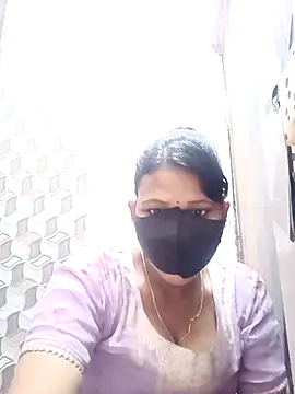 varnika online show from December 3, 2025, 8:45 am