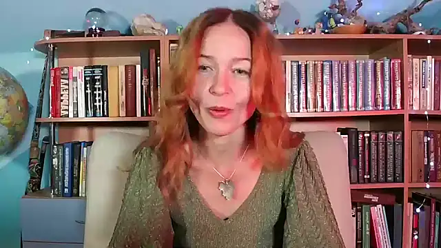 Foxilady357 online show from September 26, 2025, 2:21 pm