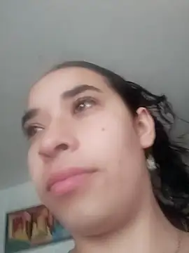 Valenn fernandez online show from March 3, 2026, 3:29 pm