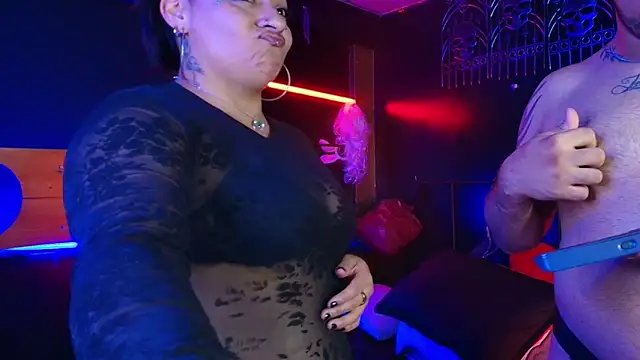 Snapshot of YiingandYang chatting on February 11, 2026, 6:18 am YiingandYang online show from February 11, 2026, 6:18 am