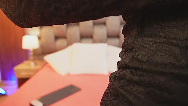 More Hott online show from January 17, 2026, 6:55 pm