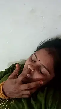 Snapshot of Guriya0076 chatting on April 26, 2026, 12:36 pm Guriya0076 online show from April 26, 2026, 12:36 pm