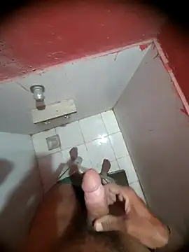 Snapshot of Desi_Horny_Boys chatting on December 19, 2025, 8:10 am Desi Horny Boys online show from December 19, 2025, 8:10 am