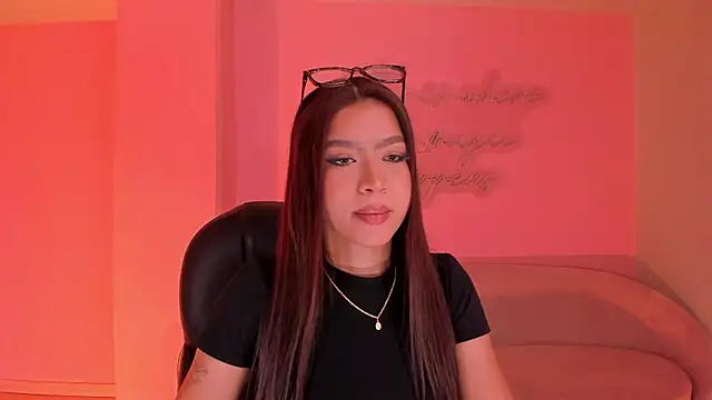 SophieHouston  online show from July 11, 2026, 2:14 am