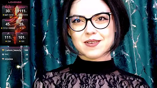 Snapshot of KaylaLewys chatting on February 12, 2026, 6:36 pm KaylaLewys online show from February 12, 2026, 6:36 pm