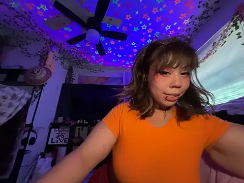 Snapshot of moan4mona chatting on June 20, 2026, 7:49 pm moan4mona online show from June 20, 2026, 7:49 pm