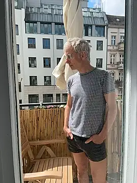 SexyLeon8 online show from June 8, 2026, 9:31 am