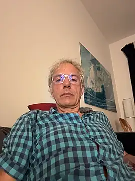 SexyLeon8 online show from July 2, 2026, 8:26 pm