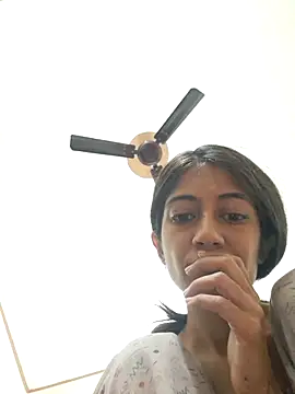 Snapshot of babe_jasmine chatting on November 6, 2025, 10:27 am babe jasmine online show from November 6, 2025, 10:27 am