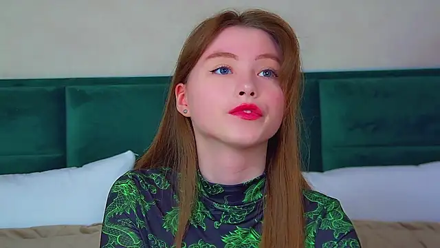 KeiraAsti online show from September 15, 2025, 6:08 pm