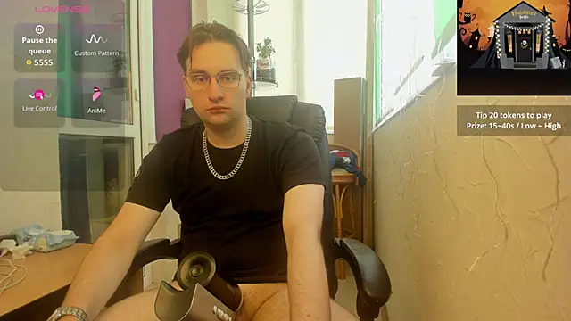 romiosabrino online show from May 30, 2026, 4:15 pm