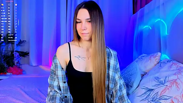 -CindyLou online show from December 16, 2025, 5:45 am