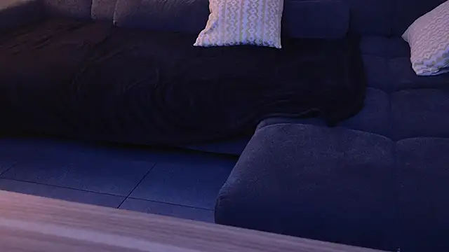 Snapshot of GermanBiHardcore chatting on November 12, 2025, 8:30 pm GermanBiHardcore online show from November 12, 2025, 8:30 pm