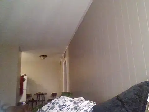 Snapshot of Miss_honey94 chatting on October 12, 2025, 11:31 am Miss honey94 online show from October 12, 2025, 11:31 am