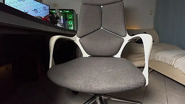 Snapshot of DiositoHerus chatting on February 13, 2026, 3:35 am DiositoHerus online show from February 13, 2026, 3:35 am