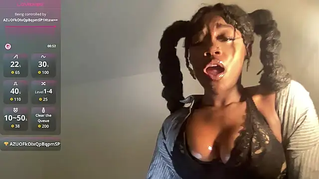 maskedgirl5005 online show from November 16, 2025, 3:01 am