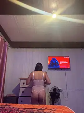 Snapshot of JosefaSweet chatting on December 2, 2025, 11:23 pm JosefaSweet online show from December 2, 2025, 11:23 pm