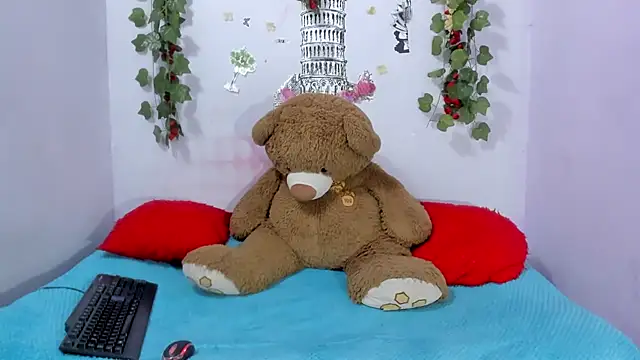 Snapshot of NataliaAndJulliam chatting on February 23, 2026, 3:48 am NataliaAndJulliam online show from February 23, 2026, 3:48 am