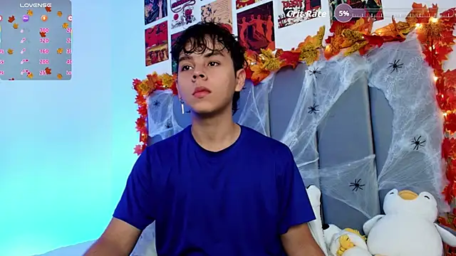 Snapshot of nico_leroy chatting on October 25, 2025, 8:03 pm nico leroy online show from October 25, 2025, 8:03 pm