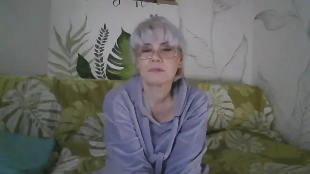 Catty Lady online show from January 14, 2026, 7:30 pm