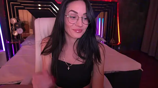 Snapshot of EviLune chatting on September 21, 2025, 8:10 pm EviLune online show from September 21, 2025, 8:10 pm