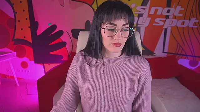 EviLune online show from March 4, 2026, 8:59 pm