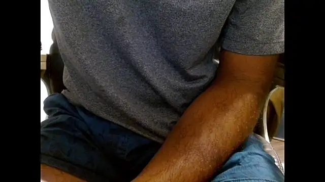 pranastro00 online show from October 17, 2025, 9:12 am