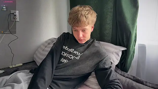 olivertasty online show from May 3, 2026, 11:27 am